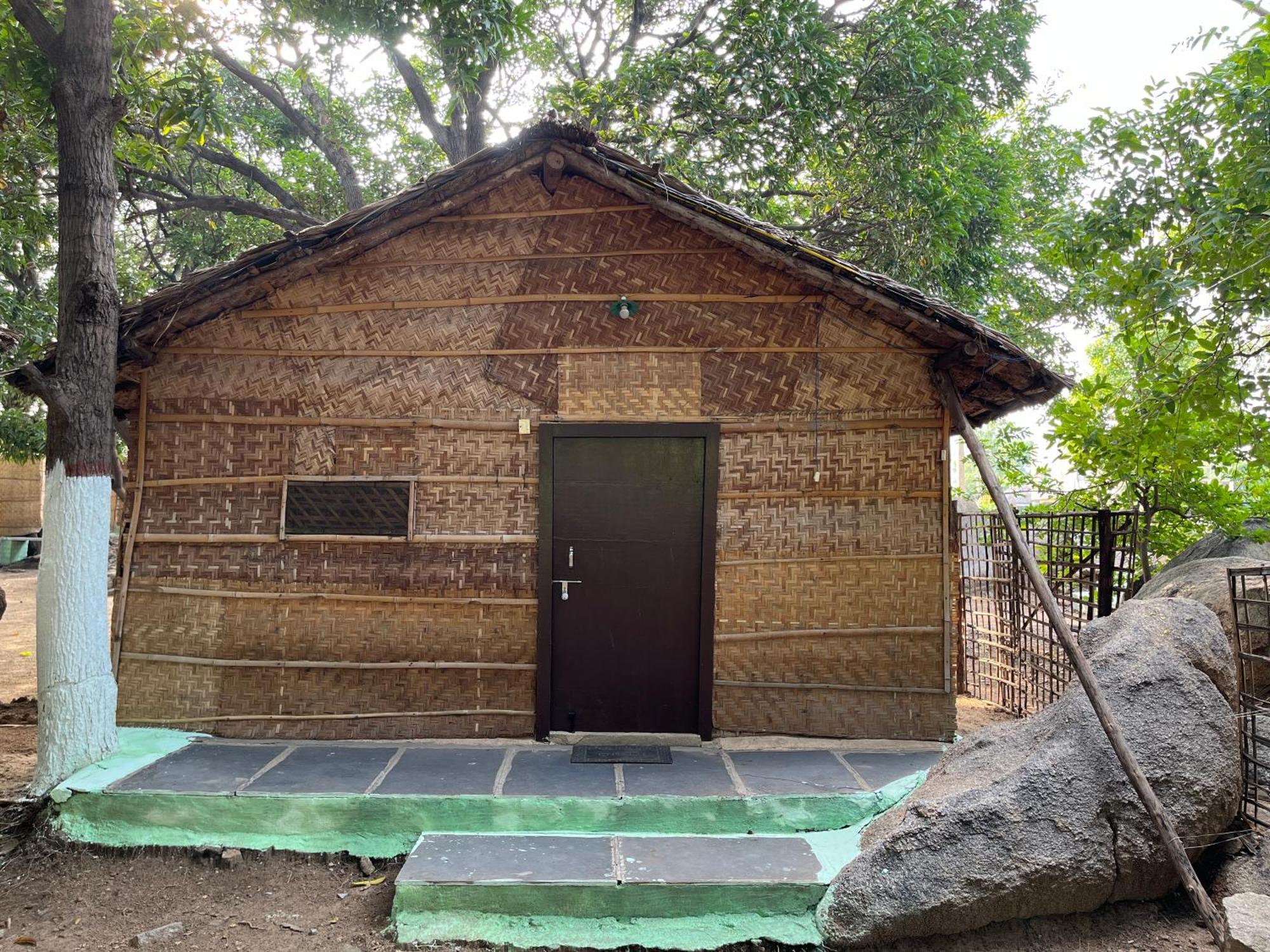 Sunrise Guest House & Restaurant Hampi Dış mekan fotoğraf