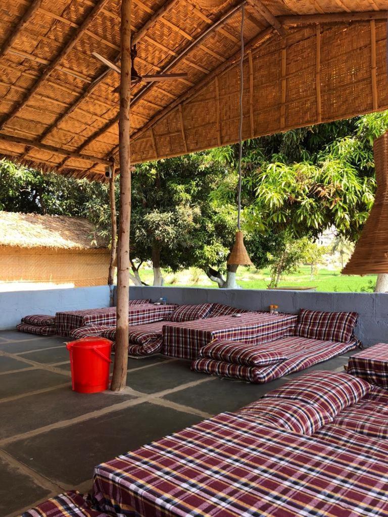 Sunrise Guest House & Restaurant Hampi Dış mekan fotoğraf